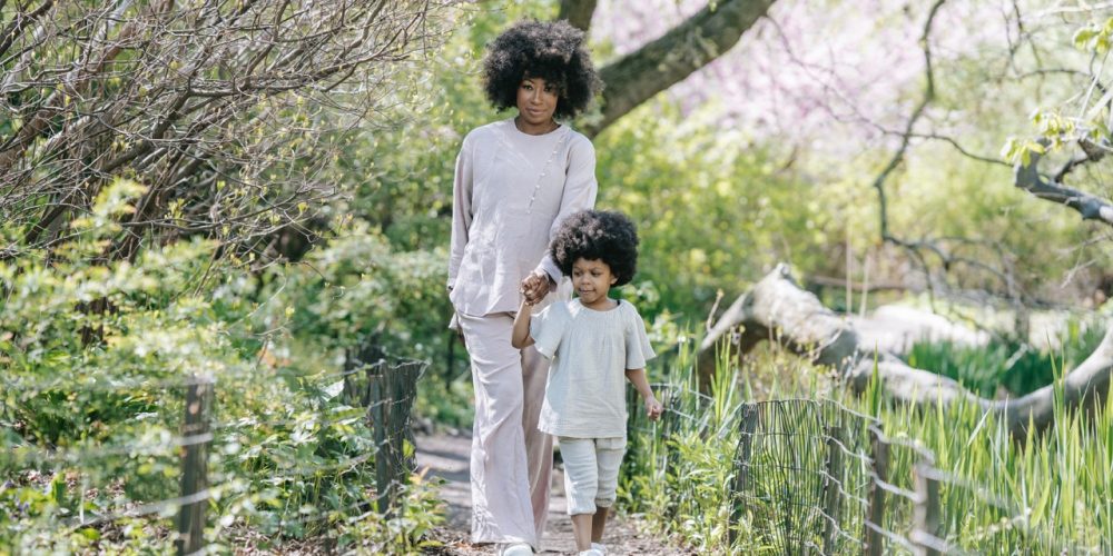 Spring is sprung – Here are 4 easy ways to improve your family’s fitness and nutrition this spring